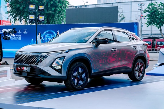 Thương hiệu ô tô Trung Quốc xây nhà máy ở Việt Nam ra mắt SUV hybrid cỡ B+: Giá từ 599 triệu rẻ hơn Toyota Corolla Cross HEV 250 triệu, tầm hoạt động 1.000 km