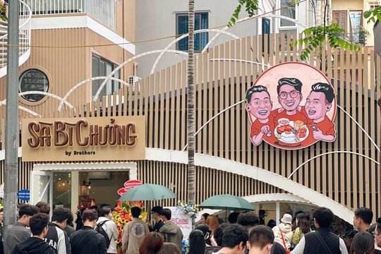 Vừa đóng của quán cơm tấm tại Đà Lạt, Sà Bì Chưởng của Độ Mixi, Xemesis, PewPew tăng vốn gấp đôi 