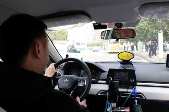 Đi taxi hết 70.000 đồng nhưng chuyển khoản 70 triệu, khách nữ mất liên lạc với tài xế: Công an sử dụng biện pháp nghiệp vụ vào cuộc