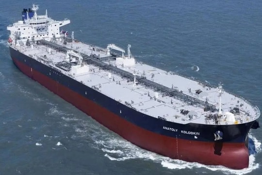 Tin vui lớn cho Cuba: Tàu chở dầu Nga vừa cập cảng, mang theo 100.000 tấn dầu thô