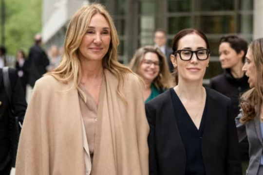 Nữ giám đốc xinh đẹp vừa bị tuyên án 9 năm tù 