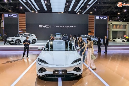 Thị trường ô tô châu Á đổi chiều sau cú sốc dầu mỏ: Từ Nhật Bản đến Đông Nam Á, người dân đổ xô đi mua xe điện, người Úc vay tiền mua xe tăng 100%