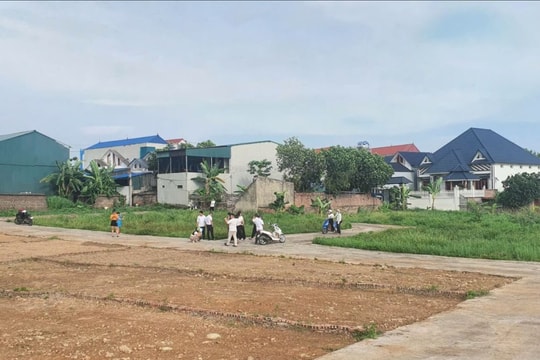 Đề xuất mới nhằm siết tình trạng mua bán nhà đất “hai giá”