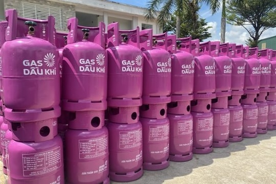 Giá gas chạm mức 661.000 đồng: Hai đại gia bán lẻ Việt lập kỷ lục doanh thu nghìn tỷ nhưng lãi mỏng dính