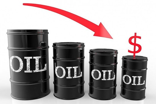 Giá dầu giảm sâu về dưới 100 USD sau tuyên bố của ông Trump về xung đột Iran