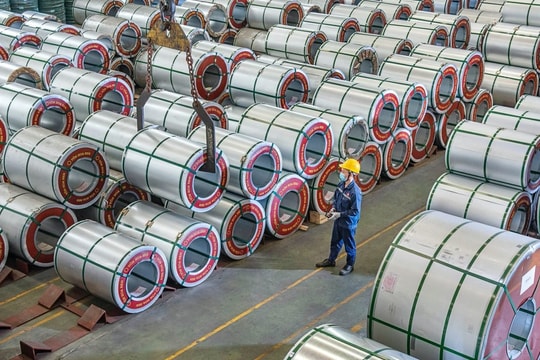 Nam Kim, Vnsteel đồng loạt tăng mạnh giá tôn và ống thép, cao nhất tới 600.000 đồng/tấn