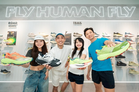 “Đối thủ” mới của Nike, Adidas lần đầu xuất hiện tại Hà Nội, từng thu hút Harry Styles, Britney Spears