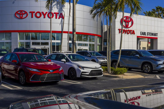 Ngành ô tô gióng hồi chuông cảnh báo, 3 triệu lao động đứng trước tương lai bất định: Chuyện gì xảy ra với Toyota, Honda, GM?