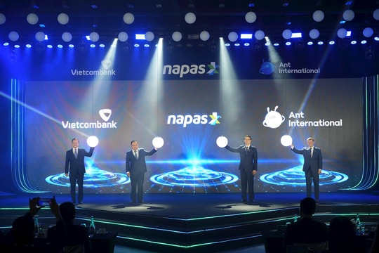 Từ hôm nay 3/4, hơn 1 tỷ người Trung Quốc dùng Alipay dễ dàng thanh toán tại Việt Nam, mở ra cơ hội "hốt bạc" cho hộ kinh doanh, doanh nghiệp Việt