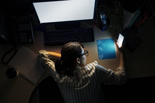 "Khác gì Squid Game đâu": Người Trung Quốc chua chát - “Giờ tôi nằm thẳng rồi, thích thì cứ sa thải đi"