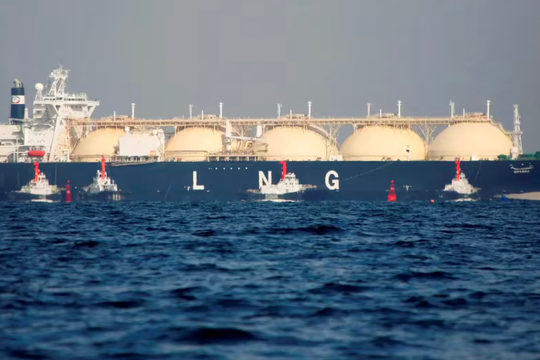 Iran vừa có động thái khiến loạt đồng minh Mỹ sững sờ tại Eo biển Hormuz, âm thầm tuyên bố không có trường hợp nào là ngoại lệ