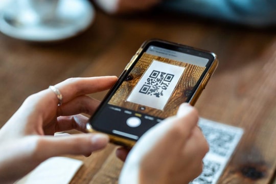 Ngân hàng khuyến cáo người gửi tiền không quét những mã QR này