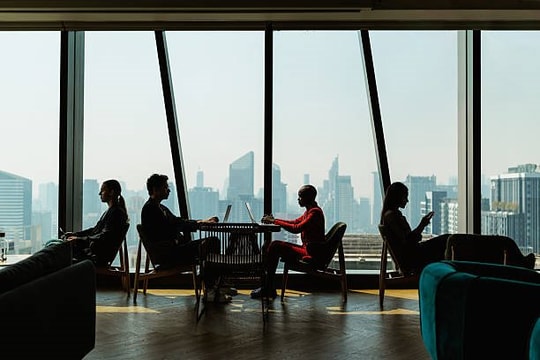 Cơn ác mộng Thung lũng Silicon: 165.000 nhân sự bị sa thải và "cái cớ" mang tên AI