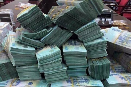 Có hơn 146.000 tỷ tiền gửi ngân hàng, tập đoàn này hưởng lợi rất lớn khi lãi suất huy động liên tục tăng