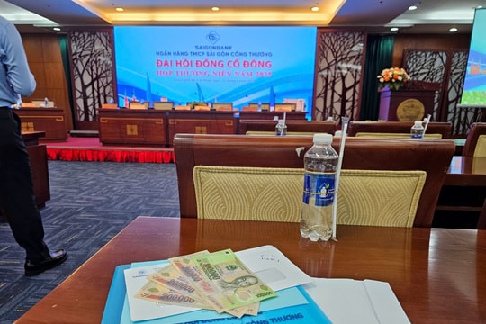 Không phải MB, đây mới là ngân hàng tặng nhiều tiền nhất cho cổ đông tham dự đại hội những năm trước