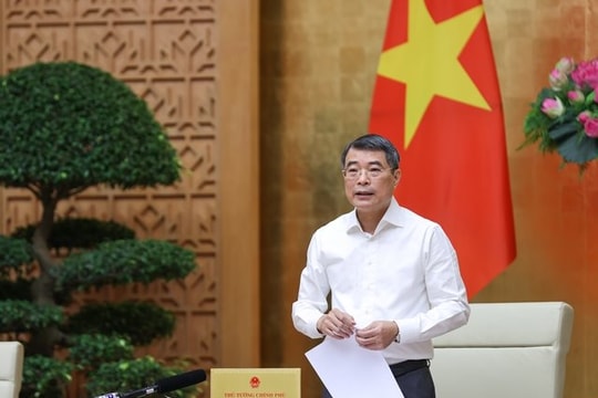 Chủ trì cuộc họp đầu tiên, Thủ tướng Lê Minh Hưng yêu cầu bắt tay ngay vào giải quyết những việc sau