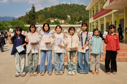 Hành trình Từ Trái Tim: Vượt “12 tầng dốc” Sì Lở Lầu, hun đúc ý chí và khát vọng nơi biên giới