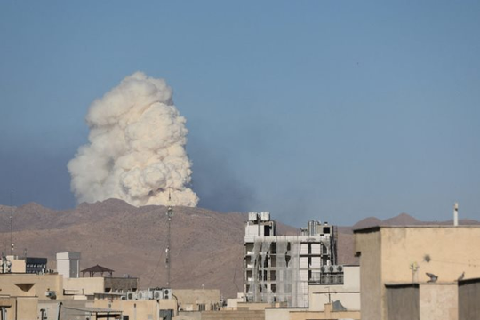 Mỹ tìm thấy điểm yếu 100 tỷ USD của Iran