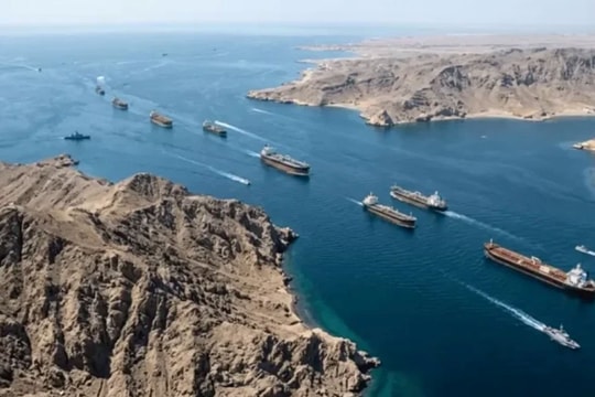 Hoá ra tất cả đều là hiểu lầm - Iran chưa thể mở cửa eo biển Hormuz vì lý do này