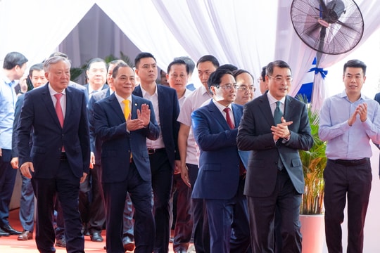 Việt Nam vừa khởi công tuyến đường sắt 5,6 tỷ USD, VinSpeed trực tiếp làm, sử dụng công nghệ hàng đầu TG