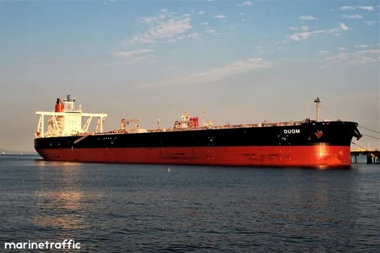 Mỹ phong tỏa eo biển Hormuz, nhưng dầu Iran vẫn 'lọt lưới': 4 triệu thùng dầu chuẩn bị cập cảng một quốc gia BRICS sau 7 năm vắng bóng