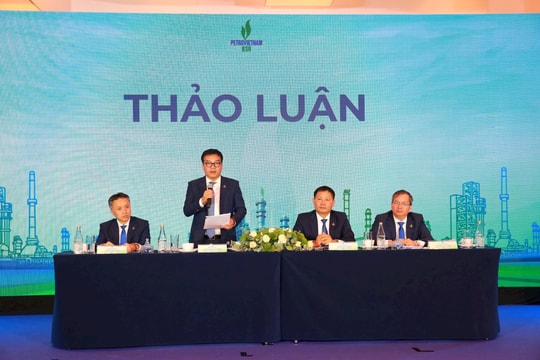 Nhà máy lọc dầu Dung Quất chốt xong nguồn cung dầu thô đến hết tháng 7/2026, PVN thoái vốn trong vòng 1 năm tới