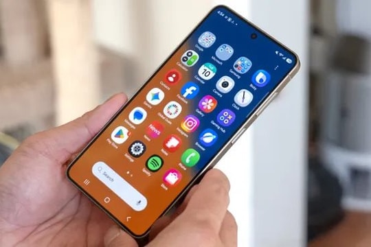 Tất cả người dùng điện thoại mới nhất của Samsung chú ý: Một tính năng cần bật ngay lên để tránh lừa đảo