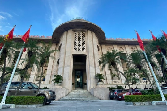 Bài toán lãi suất – tỷ giá và hành động của Ngân hàng Nhà nước