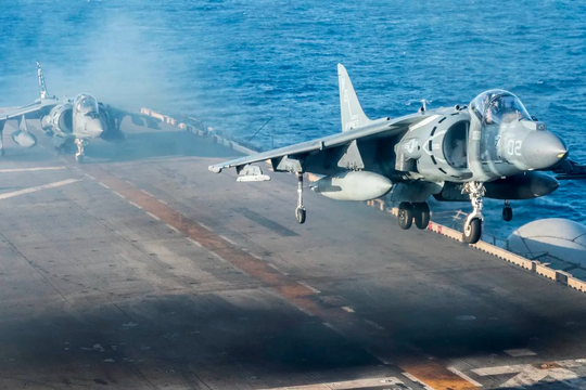 Mỹ nhận tin buồn 1.000 tỷ USD từ xung đột ở Iran