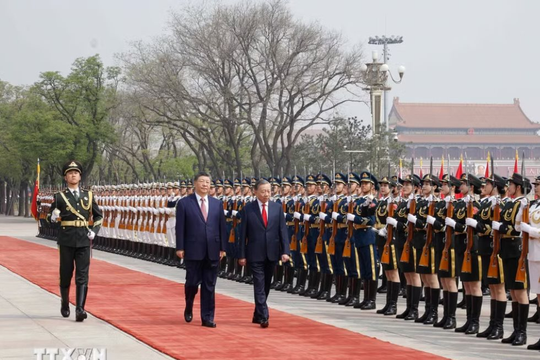 Trung Quốc bắn 21 loạt đại bác chào mừng Tổng Bí thư, Chủ tịch nước Tô Lâm