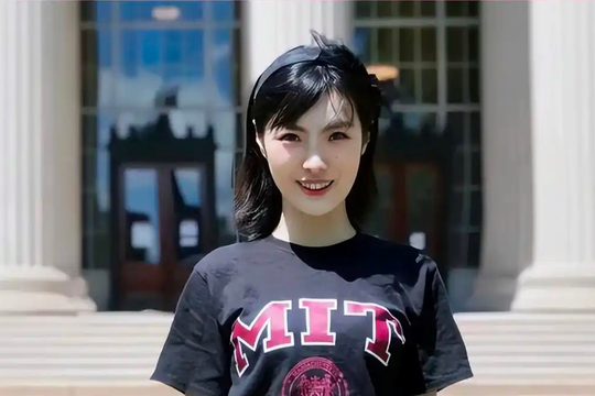 Bỏ mặc cơn sốt chatbot, cô gái 25 tuổi xinh đẹp xây dựng startup 1,6 tỷ USD từ lĩnh vực “khó nhằn” nhất AI