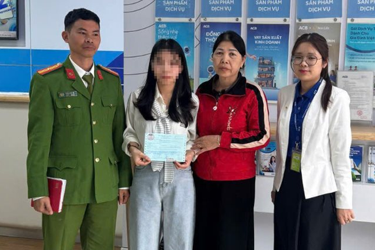 Tài khoản ngân hàng ACB có giao dịch 1,64 tỷ đồng, công an mời cô gái SN 2004 tới làm việc