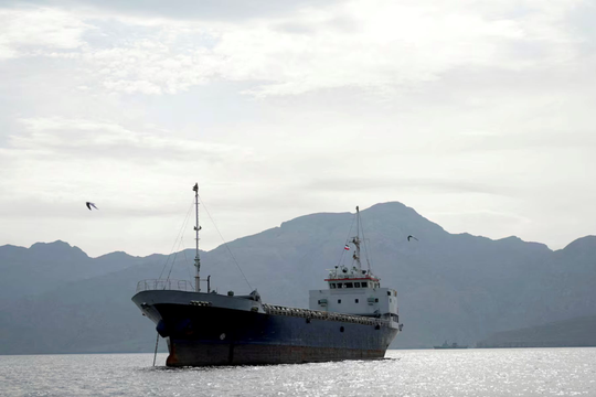 Rộ tin Mỹ-Iran nối lại đàm phán, Tehran lập tức báo tin vui từ eo biển Hormuz