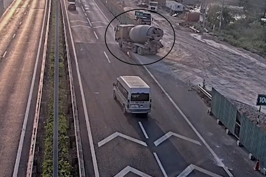 Vi phạm an toàn khi thi công trên cao tốc, Tổng công ty cổ phần XNK và xây dựng V.N bị phạt 14 triệu đồng