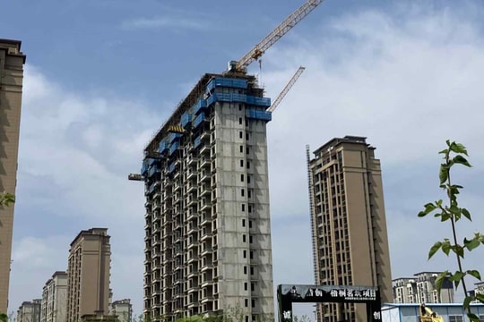 Hàng triệu căn hộ chung cư dang dở, bàn giao nửa vời: 'Cơn ác mộng' BĐS đè nặng lên nền kinh tế lớn thứ 2 thế giới