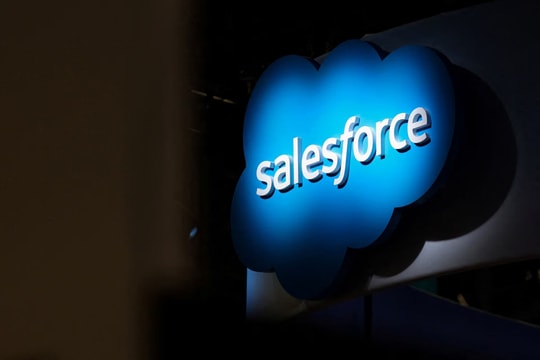 Tiết kiệm 100 triệu USD nhờ AI: Bí mật đằng sau "cú nhảy vọt" doanh thu của Salesforce!