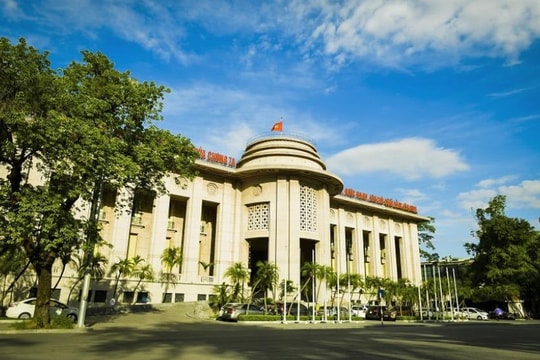 Lãi suất đầu vào của ngân hàng giảm trên mọi mặt trận, Ngân hàng Nhà nước hút về hơn 71.000 tỷ