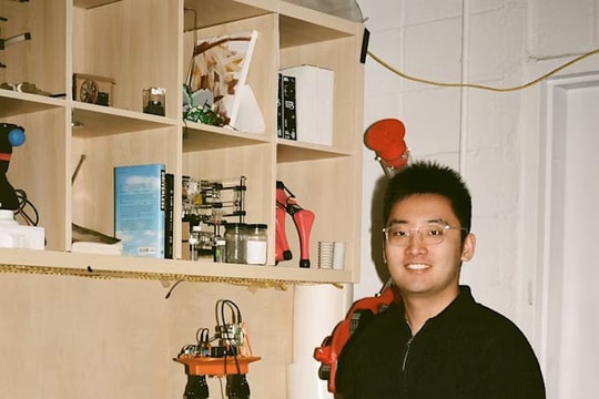 Robot lần đầu “tự nhân bản”: Tương lai nhân loại sắp trải qua một cuộc chiến với robot? 
