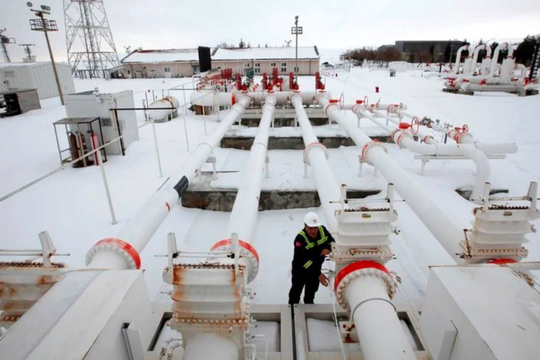 Nói Iran không cung cấp đủ 9,6 tỷ mét khối khí đốt, quốc gia NATO lập tức ngỏ ý muốn nhập LNG của Nga