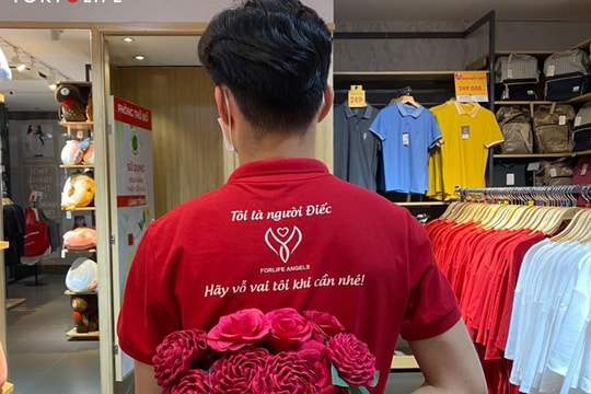 "Trước khi gặp chị, em từng muốn chết”: Câu nói ở đáy tuyệt vọng và chuyện một DN thay đổi cách giữ người