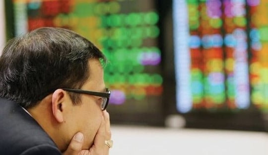 VN-Index vượt 1.800 nhưng dòng tiền lớn chưa "nhập cuộc", CTCK chỉ ra 3 điểm đáng lưu ý