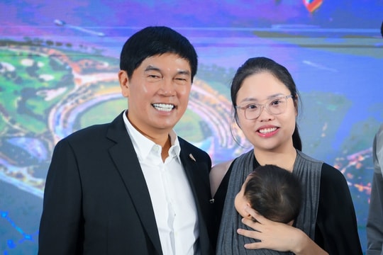 Cổ đông Hòa Phát: Người tích 100.000 cổ phiếu cho trẻ sơ sinh làm học phí, người chờ bán giá 33.000 đồng