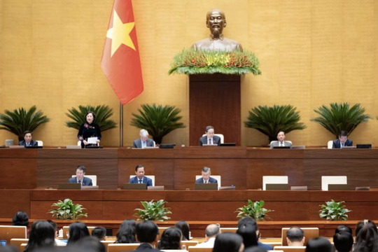 Đại biểu Quốc hội "bức xúc" về tình trạng thực phẩm bẩn trong bữa ăn học đường