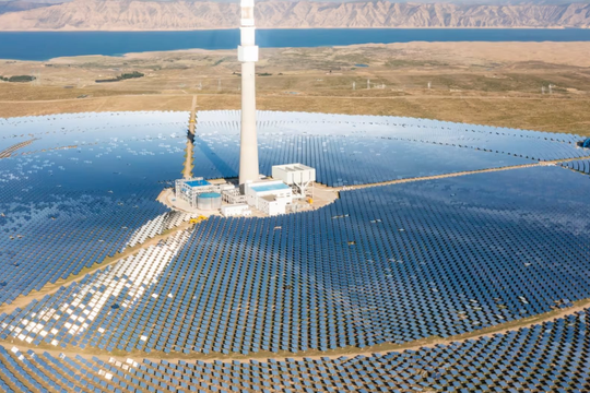 Hé lộ cách Trung Quốc 'cô lập' mình khỏi cú sốc năng lượng, trở thành siêu cường điện năng chỉ sau 10 năm