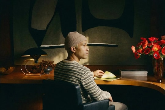 Quên bàn phím đi! Chiếc mũ len "ma thuật" này sẽ giúp bạn gõ văn bản bằng... ý nghĩ
