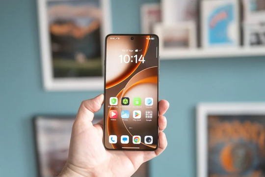 Lẽ ra đây sẽ là điện thoại tốt nhất năm 2026 nếu nó không "sao chép quá giống" iPhone: Thực sự đâu cần làm thế?