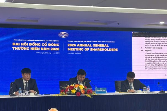 ĐHĐCĐ Vinaconex (VCG): Tổng giám đốc trả lời về vụ sai phạm đấu thầu, lãnh đạo bị khởi tố