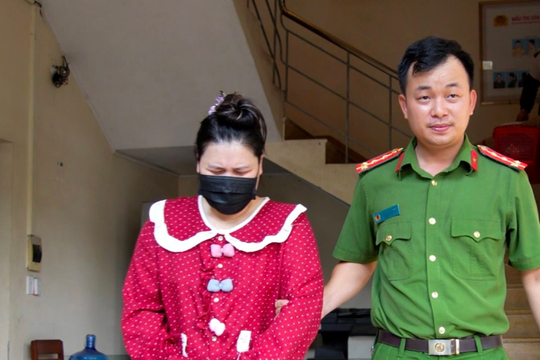 Người phụ nữ chuyển khoản 100 triệu đồng mua SH Mode nhưng chủ cửa hàng không nhận được: Công an khẩn trương vào cuộc làm rõ