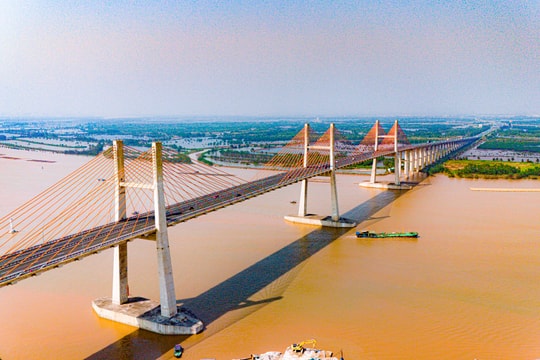 Siêu cầu dây văng dài 5 km do người Việt tự thiết kế, thi công: Riêng dây cáp nặng 800 tấn, lọt top 3 thế giới về số nhịp
