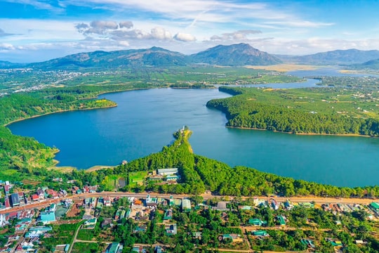 Tỉnh rộng thứ 2 Việt Nam quy hoạch toàn bộ một xã hơn 100 km2 thành đô thị du lịch biển